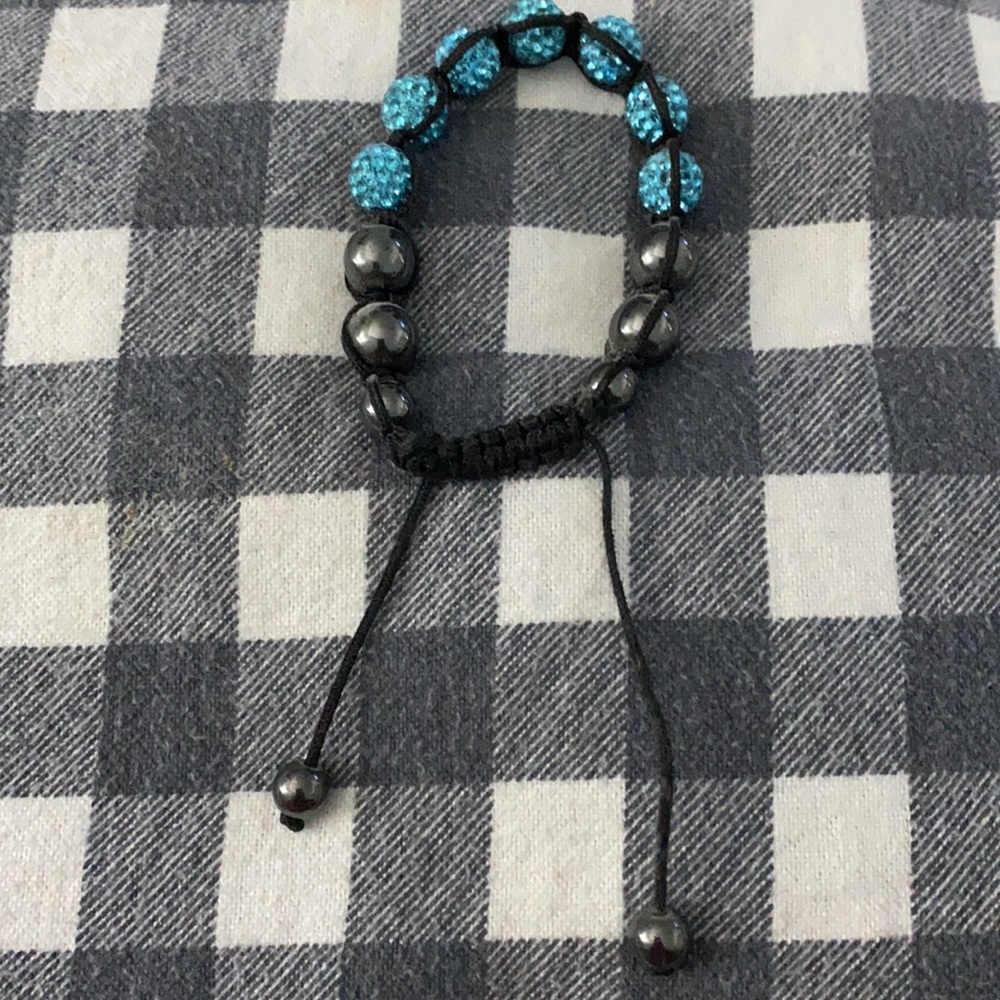 Adjustable bracelets - Picture 3 of 4